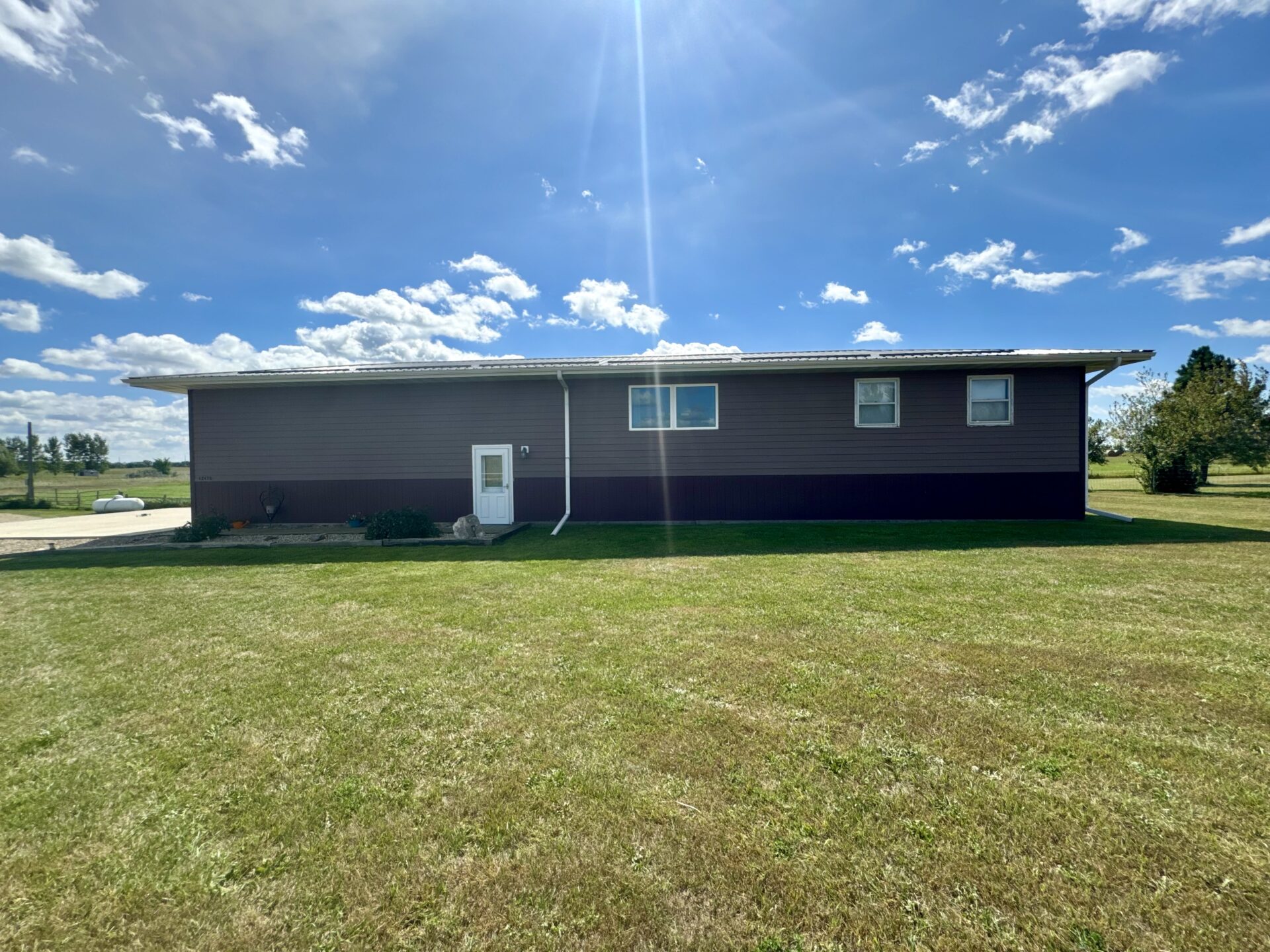 10+/- Acre – 42475 109th St. – Britton, SD