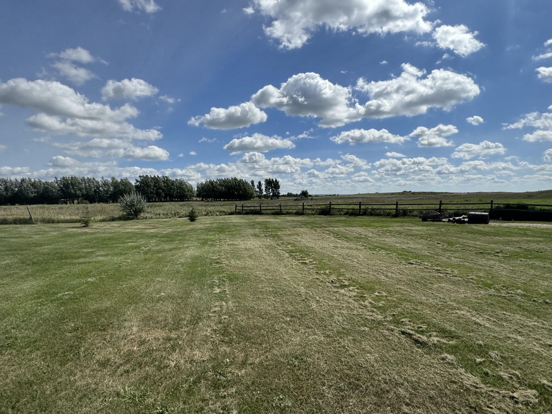 10+/- Acre – 42475 109th St. – Britton, SD