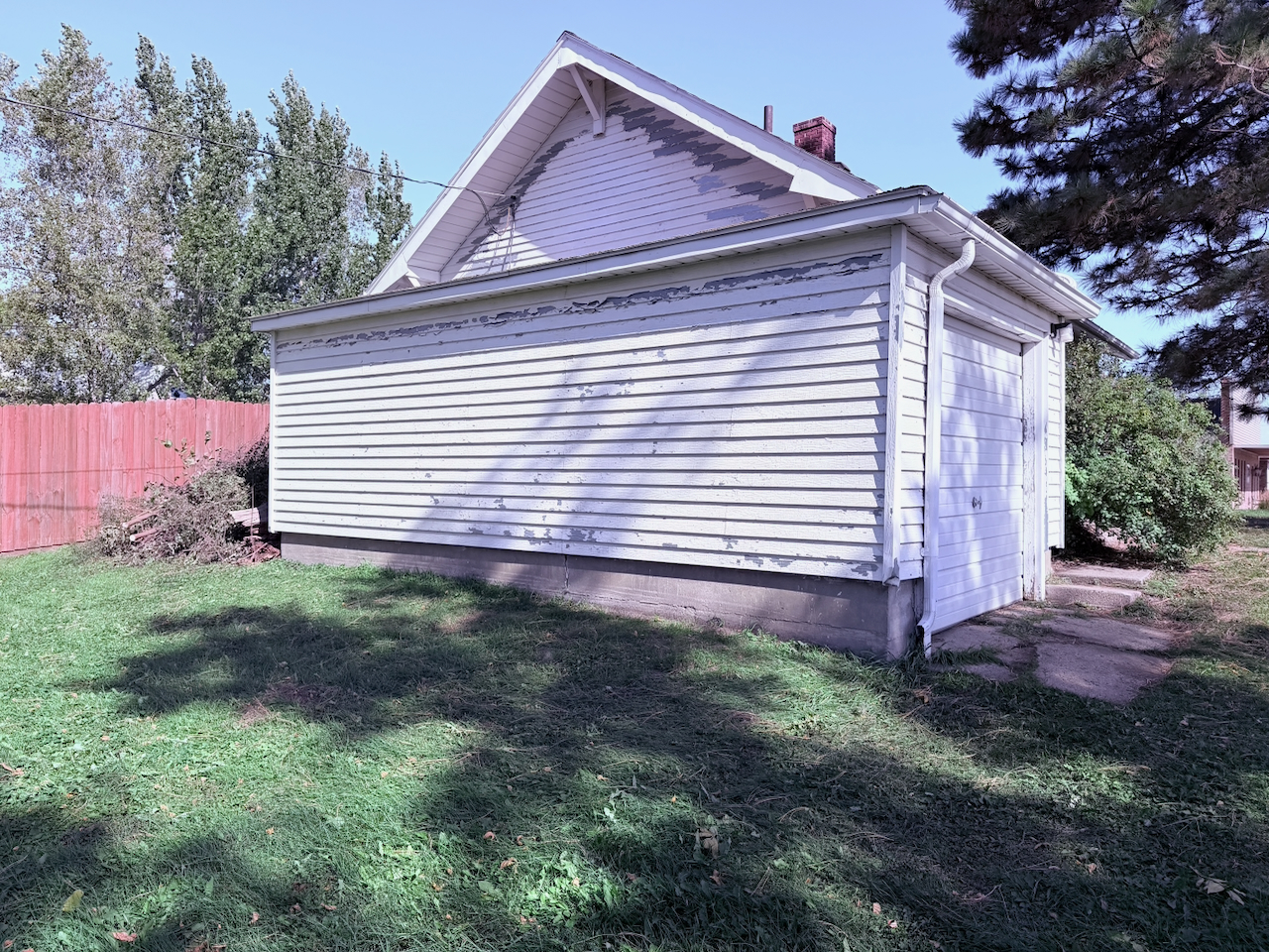 503 West 2nd Street – Webster, SD