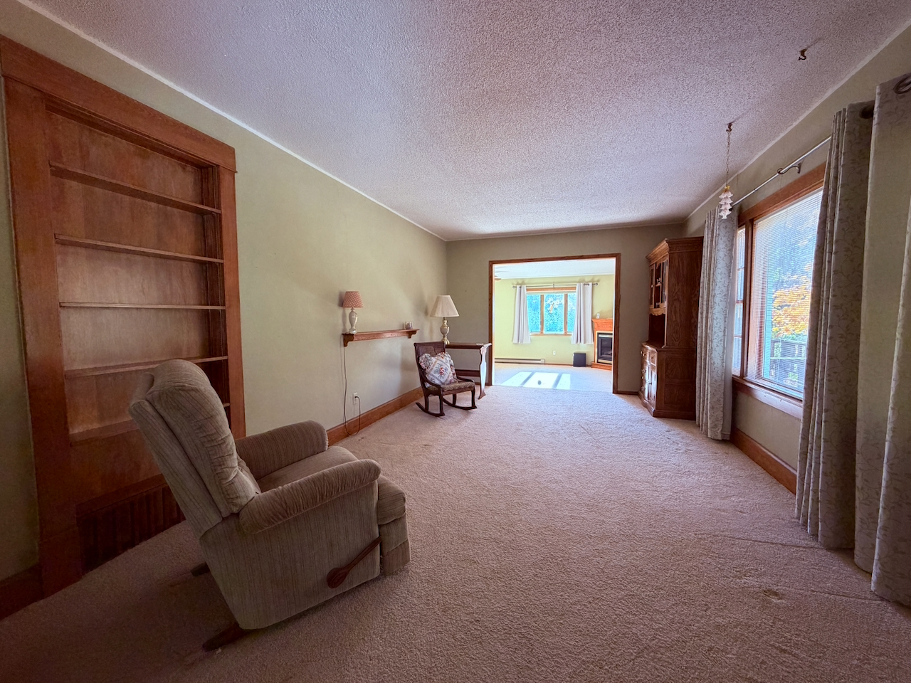402 North Main Street – Veblen, SD