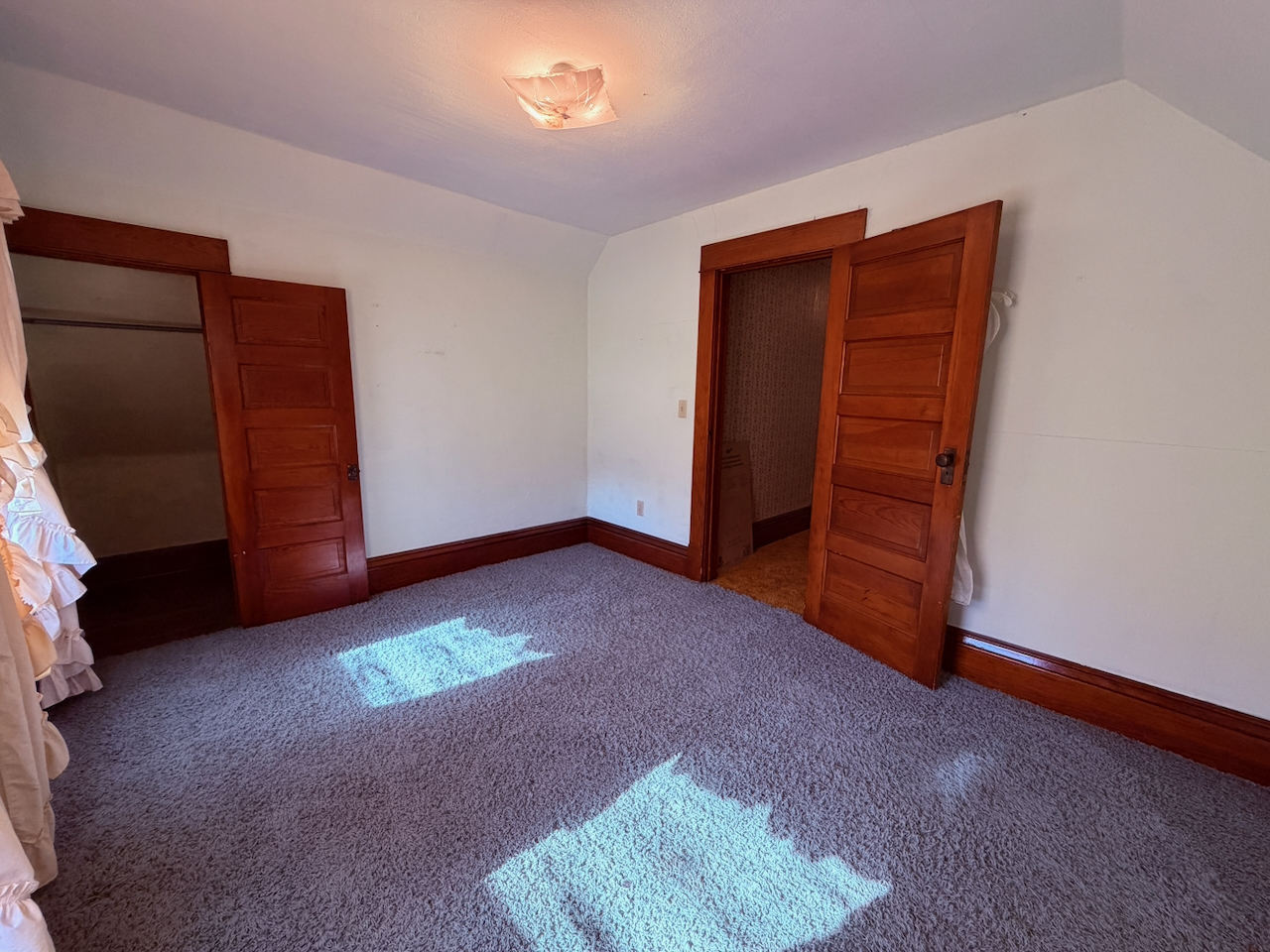 402 North Main Street – Veblen, SD