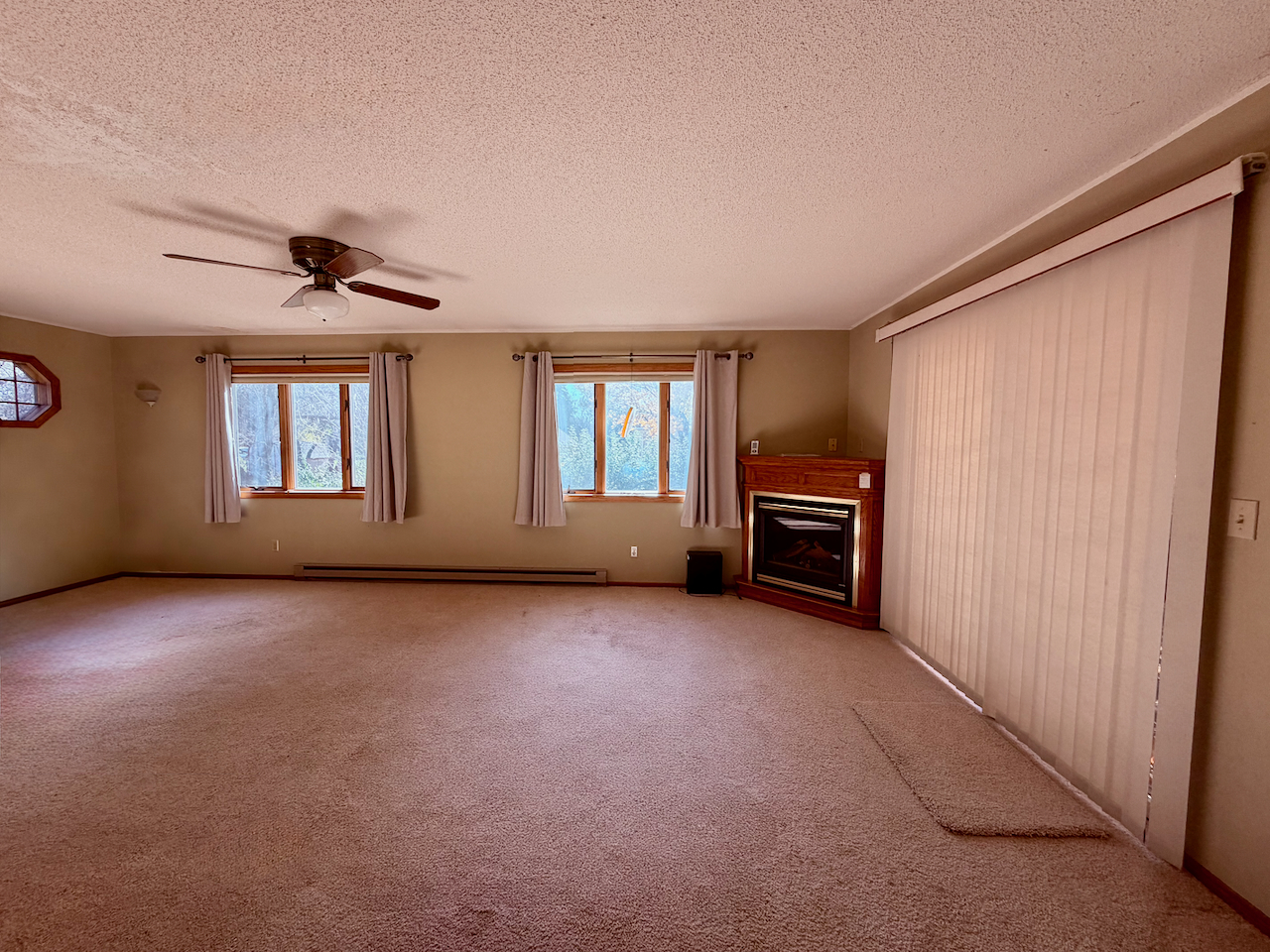 402 North Main Street – Veblen, SD