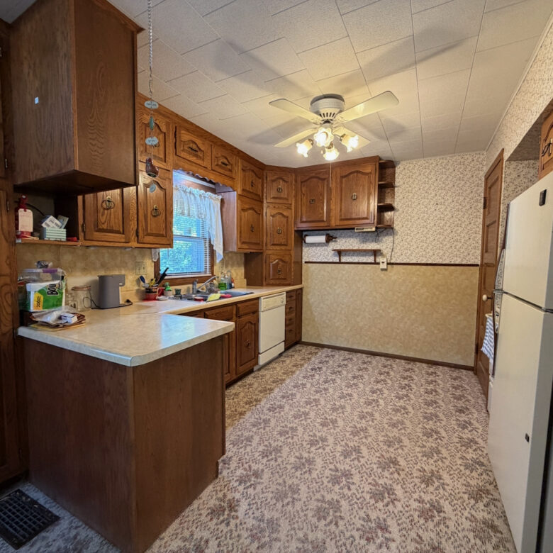 402 North Main Street – Veblen, SD