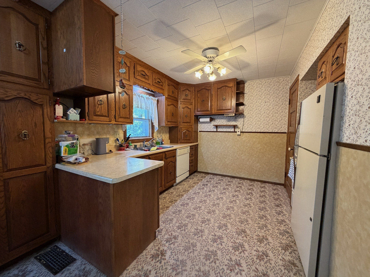 402 North Main Street – Veblen, SD