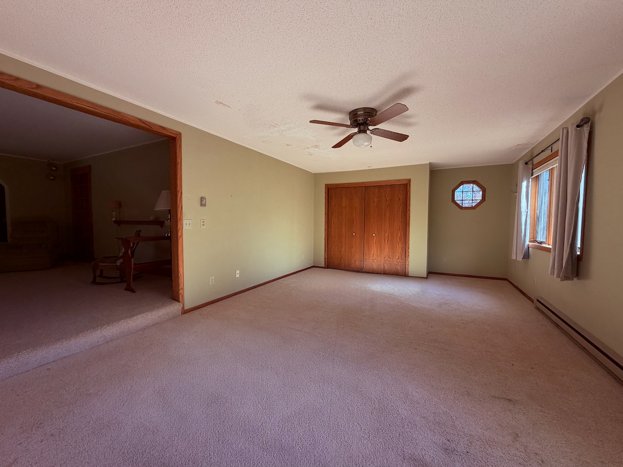 402 North Main Street – Veblen, SD