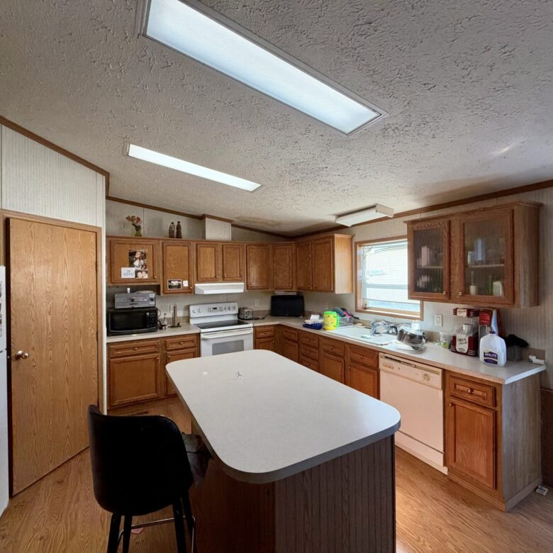 2005 Manufactured home