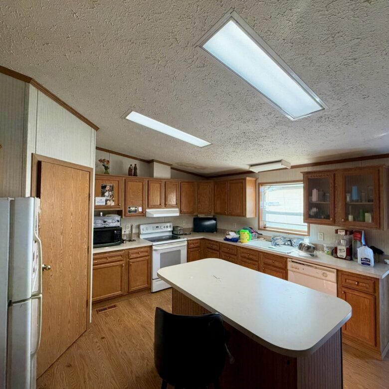 2005 Manufactured home