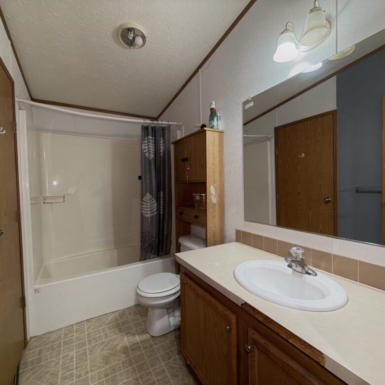 2005 Manufactured home